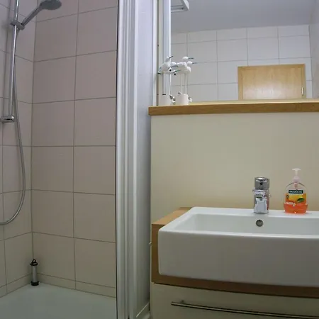 Haus Blick Zur See Ferienwohnung 10 Mit Sauna- Und Schwimmbadnutzung Im Ahoi Sellin *